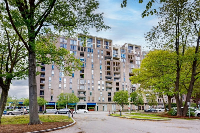 33 Pond Ave #PH1207 1