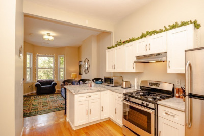 231 W 5th ##2 1