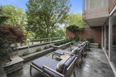975 Memorial Drive #211 1
