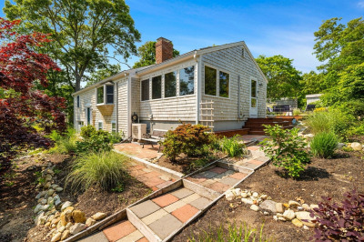 6 Paddock Drive 1