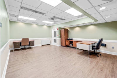 213 Taunton Ave #2002 1