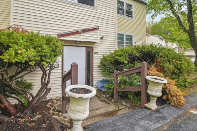 9 Adams Ct #9 1
