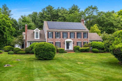 18 Old Colony Dr 1