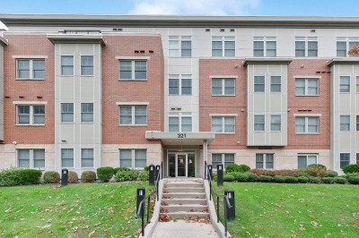 321 Hammond Pond Pkwy #106 1