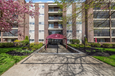 68 Main St #43C 1