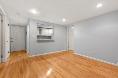 30 PeterborouGh Street #G 1