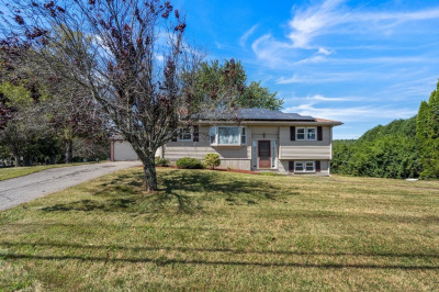 35 Pleasant St 1