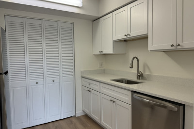 1731 Beacon St #301 1