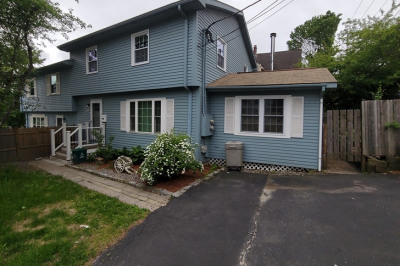 37 Ekman St