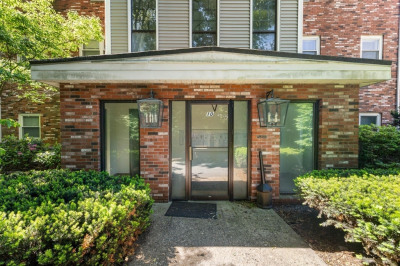 10 Beacon St #105 1