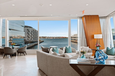 150 Seaport Blvd #PH1G 1