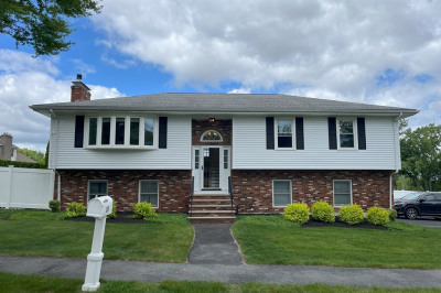 15 Janet Ln