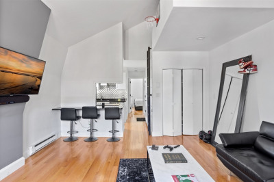 208 Washington #4 1