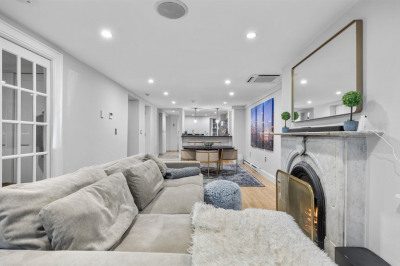 6 Wellington St #1 1