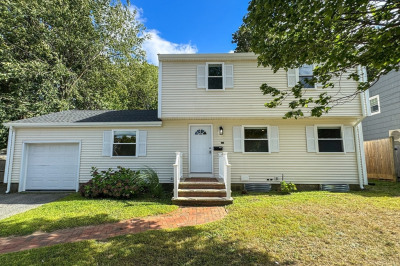282 Pleasant St 1