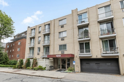 123 Sewall Ave #3C 1