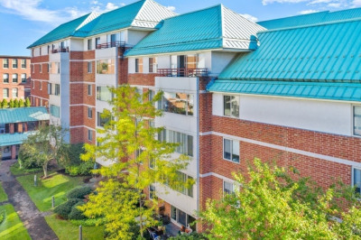 183 Oak Street #307C 1