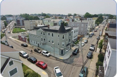 69 Burrell St 1