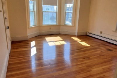 47 Railroad Ave #2L 1