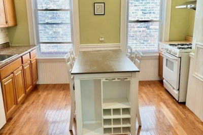46 Aspinwall Ave #2F 1