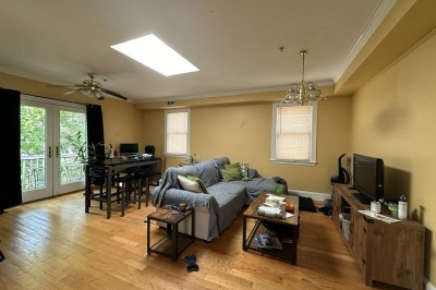 164 Boylston St #3 1