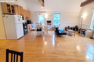 96 Chestnut Hill Ave #2 1