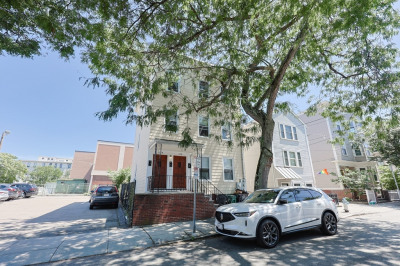 124 Amory St 1