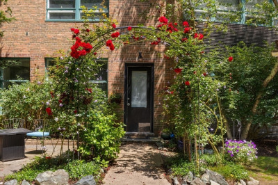449 Lowell Ave #7 1