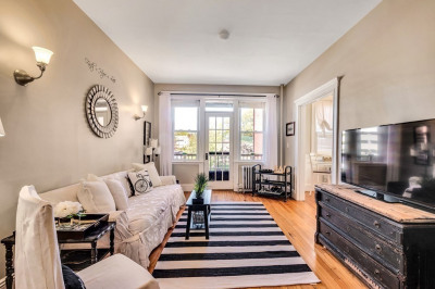238 S Huntington Ave #8 1