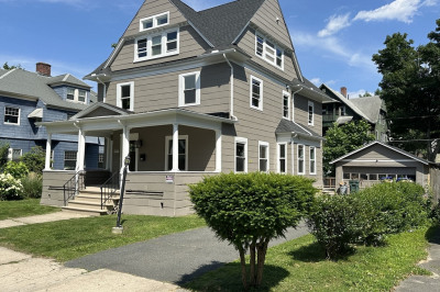 21 Mountainview Street 1