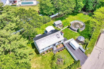 45 Drinkwater Ave