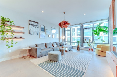 40 Traveler St #407