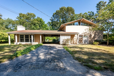 200 Oak Neck Rd
