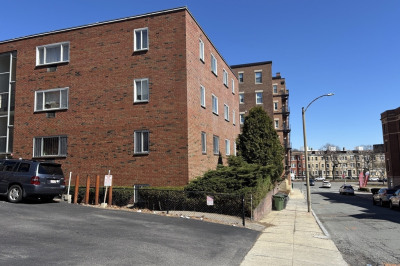 10 Scottfield Rd #22 1