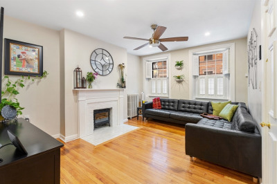 37 Grove St #2 1