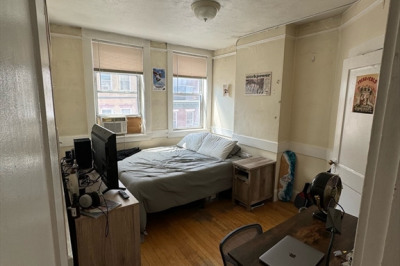161 Endicott St #5F 1