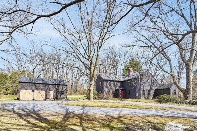 320 Lowell Rd 1