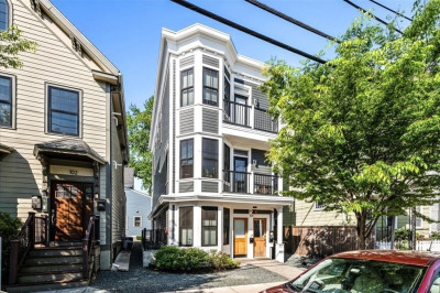 104 Beacon St #2 1