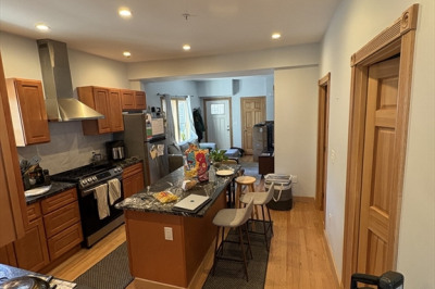 32 Tolman St #1 1