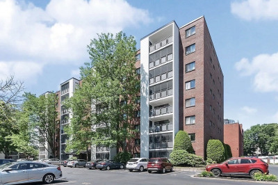 12 9th St #401 1