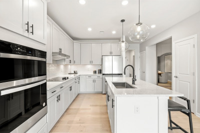 6 Stratton Drive #410 1