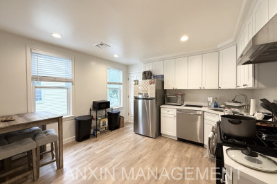 72 Easton St #2