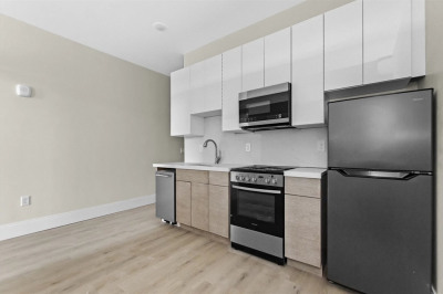 66 Emerson St #106 1