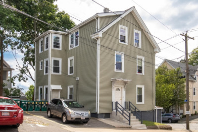 140 Adams St