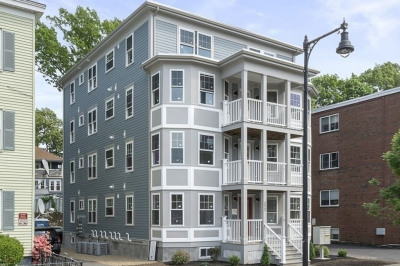650 Hyde Park Ave #2L 1