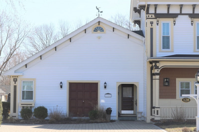 128 Curve Street #C 1