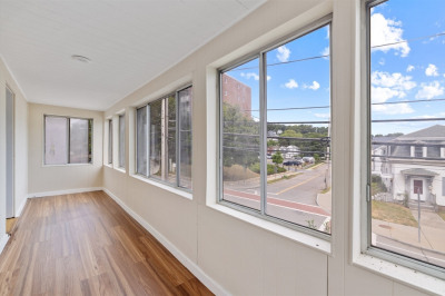 36 Waverley Ave #2 1