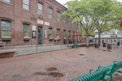 5 Market Square #206E