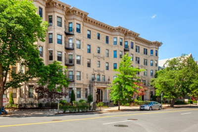 1111 Boylston St #48 1
