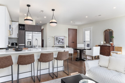 270 Paris Street #3 1